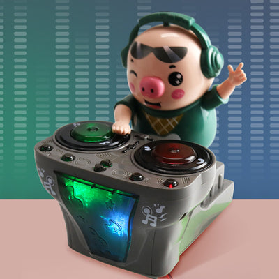 NewDJ Playing  Piggy